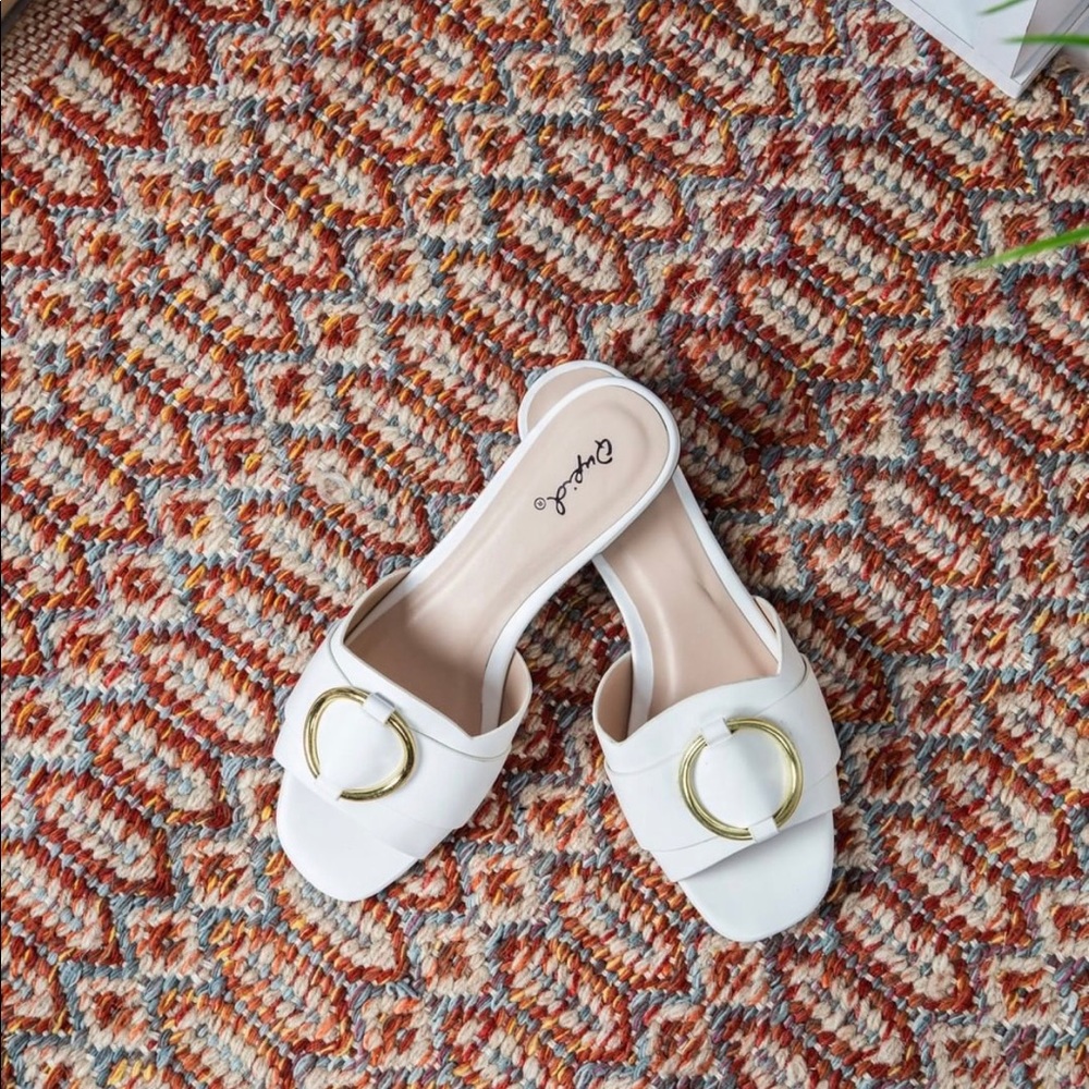White one band slide sandals